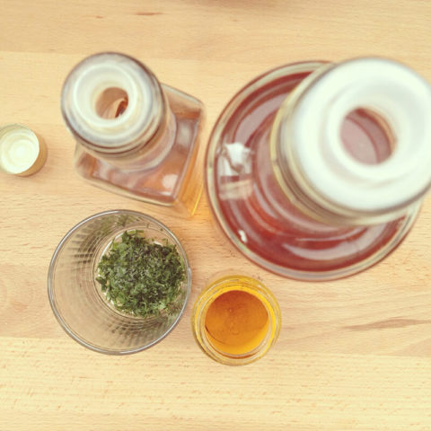 Vinaigrette à l'huile de noix & curcuma - Bowl and Spoon