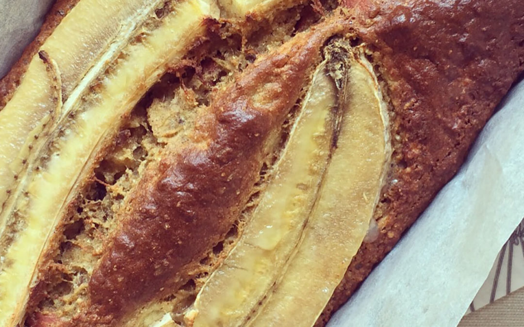 Pain aux bananes aux pruneaux & amandes